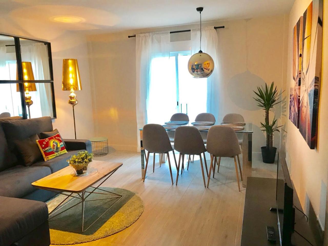 Lujoso Duplex En La Playa Con Vistas Al Mar Apartment Torremolinos Bagian luar foto